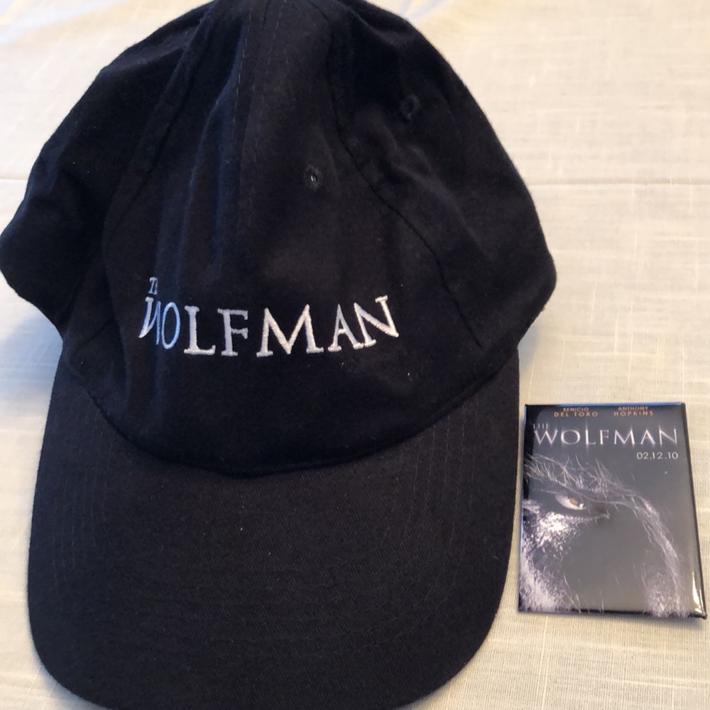 THE WOLFMAN 2010 MOVIE PROMO CAP & Pin BENICIO DEL TORO & ANTHONY HOPKINS - #514